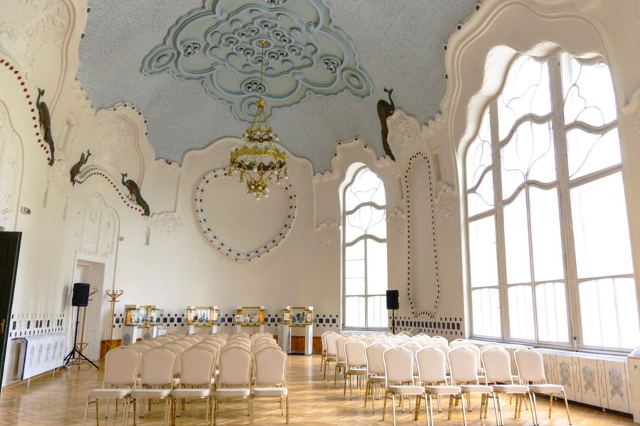 Cifrapalota Pávás terem